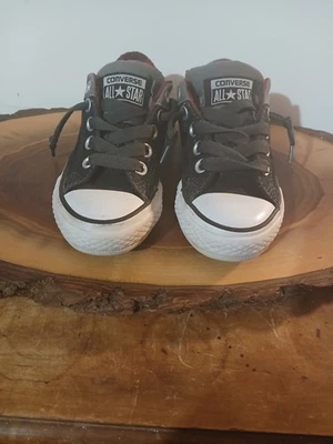 Zapatillas Converse All Star Niños Talla 11 Rojo Forro Franela Negro Gris Parte Superior Baja Foto 1 de 4