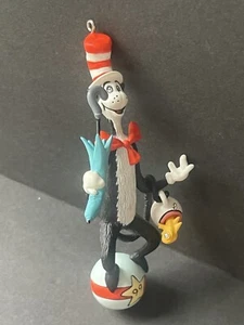 VINTAGE 1999 HALLMARK ORNAMENT DR SEUSS THE CAT IN THE HAT 4.5" - Picture 1 of 4