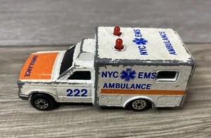 Majorette Sonic Flashers NYC EMS Ambulance 1:64 - Picture 1 of 6