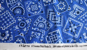 BANDANA PRINT ON BLUE VIP CRANSTON 100% COTTON FABRIC 29X44 INCHES - Picture 1 of 2