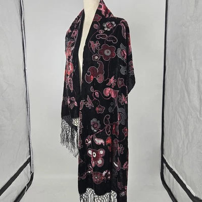 Bufanda chal floral de terciopelo negro Whimsigoth Burnout con flecos Foto 1 de 4