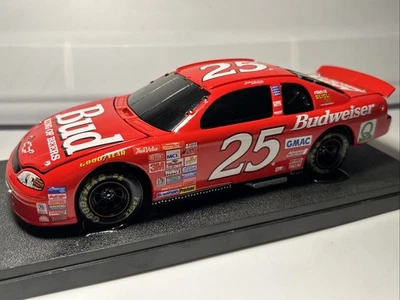 1999 Wally Dallenbach #25 Budweiser Chevy 1/24 Diecast Bank Action NASCAR com estojo - Imagem 1 de 4