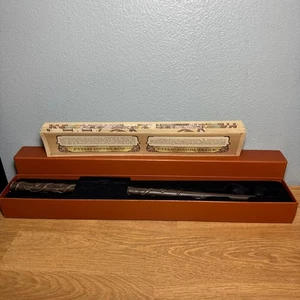 Wizarding World of Harry Potter Ollivanders Interactive Wand Hermione Granger 25 - Picture 1 of 6