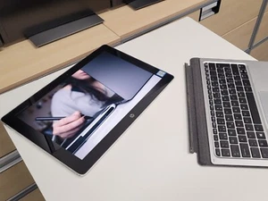 2 in 1 Notebook + Tablet - Bild 1 von 4