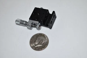 *JM* OptoSigma 122-0055 Stadio verticale asse Z (VAY74) - Foto 1 di 3