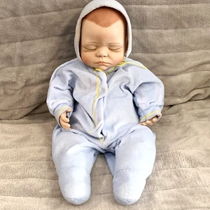 1993 Ashton Drake Joyce Wolf - Porcelain Sleeping Baby Boy Weighted Doll 50cm - Foto 1 di 11