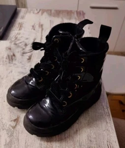 Sneaker, Stiefeletten, Knöchelschuhe,H&M Gr. 30, Lack, Wenig getragen - Bild 1 von 5