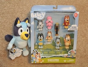 BLUEY Bluey's Family and Friends Confezione 8 Personaggi Snickers Coco +8" Peluche Buddy - Foto 1 di 4