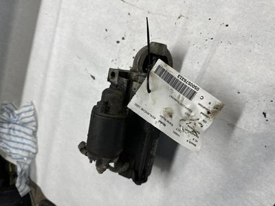 Motor de arranque usado se adapta a: Chevrolet Avalanche 1500 2007 4,8 grado C Foto 1 de 4