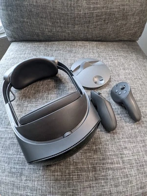 Meta Quest Pro 256GB VR Headset, Black UNLOCKED BOOTLOADER (Userdebug) Used - Image 1 of 4