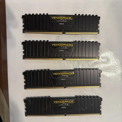 Corsair Vengeance LPX 32GB (4 x 8GB) DDR4 RAM 3000MHz CMK32GX4M4B3000C15 - Image 1 of 3