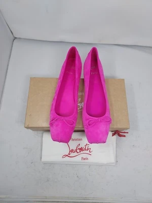 Christian Louboutin EE. UU. 6,5 UE 36,5 NUEVO Rosa Mamadrague Ballet Plano Gamuza Zapato Foto 1 de 4
