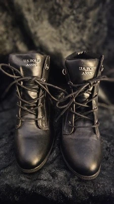 Polo Ralph Lauren Women's wedge Heel ankle Boots Size 9M - Image 1 of 4