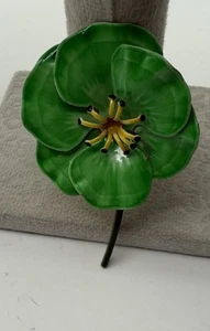 Vintage Retro Enamel Metal Green Flower Brooch Pin Stem Mod - Picture 1 of 7