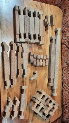 Lincoln Logs Vintage 47pcs. - Image 1 of 2