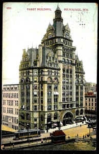 VINTAGE 1910 POSTCARD PABST BUILDING MILWAUKEE WIS. #374 WASHINGTON 1c STAMP - Picture 1 of 3