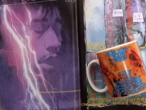 Jimmy Hendrix vtg lot, Voodoo Child HC biography book + licensed coffee mug 14oz - Picture 1 of 9