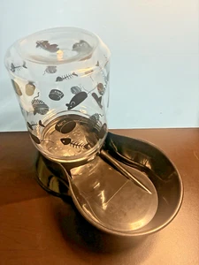 Lixit Reversable Water or Dry Food Feeders for Cats and Dogs Small, Black (Used) - Picture 1 of 7
