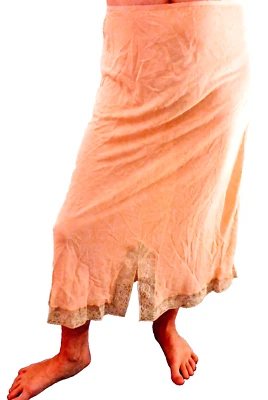 PRECIOSA MISS NEW YORKER DE COLECCIÓN CHANTILLY ENCAJE MELOCOTÓN SATINADO RAYÓN MEDIO SLIP L XL NOS Foto 1 de 4