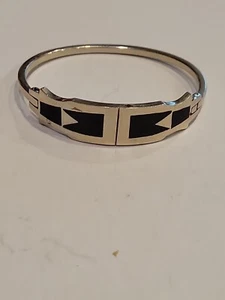 Beautiful Vintage Alpaca Silver Black Onyx Inlay Cuff Bracelet - Picture 1 of 11