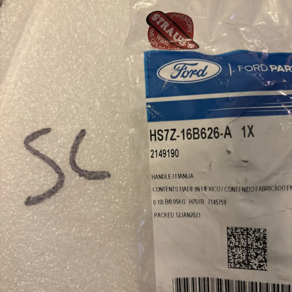 Manija de liberación del capó genuina Ford OEM HS7Z-16B626-A 2013-2017 Fusion Lincoln MKZ Foto 1 de 2