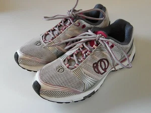 womens IQ Pearl Izumi ISO shift size 8.5 shoe grey white pink - Picture 1 of 6