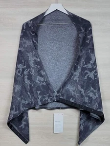 Bufanda Lululemon Vinyasa *Rulu Incógnito Camuflaje HTR Negra INCM 03642. - Imagen 1 de 7