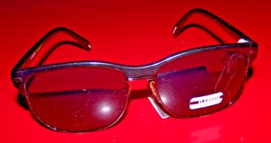 CLAIBORNE MEN'S SUNGLASSES #32495 - BLACK FRAMES GRAY LENSES - NWT! - Picture 1 of 8