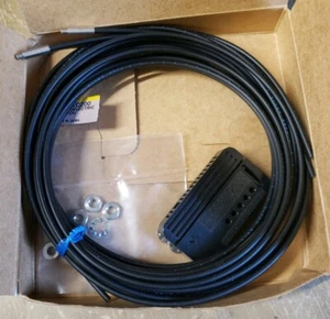Omron E32-TC200 Photoelectric Fiber Optic Unit Switch Sensor 19JS-0288-F12 - Picture 1 of 8