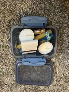 Large Kosher Shabbos Travel Kit with Multiple Candles, Matches & Besamim - Picture 1 of 4
