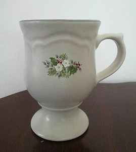 Pfaltzgraff CHRISTMAS HEIRLOOM Footed Pedestal Mug USA - Picture 1 of 4