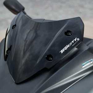 SCHERMO SPORT CUPOLINO PARABREZZA FUME ORIGINALE YAMAHA TRICITY 300 - Foto 1 di 2