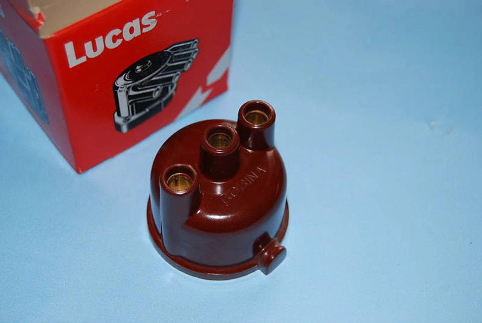 FIAT 500 FIAT 126 CALOTTA SPINTEROGENO LUCAS DISTRIBUTOR CAP Foto 1 de 1