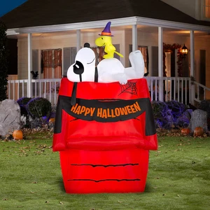 8.5 FT SNOOPY AND WOODSTOCK ON DOGHOUSE AIRBLOWN HALLOWEEN YARD INFLATABLE - Picture 1 of 3