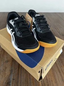 NEW Asics Upcourt 5 GS Big Kids' Volleyball Shoes, Black/White, SIZE 1 - Picture 1 of 13
