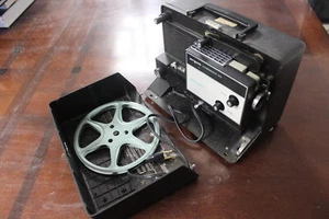 Vintage Argus Showmaster 872 Super Eight Film Projector - WORKING! - Picture 1 of 5