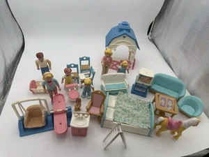 Vintage Fisher Price Loving Family Dollhouse Furniture People Baby Huge Lot 1993 - Picture 1 of 12