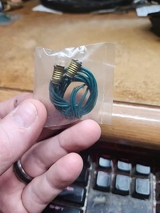 Vintage Model Railroad Unbranded Bulb w Wired Socket 14V DC pkg (2) HO Scale New - Picture 1 of 3