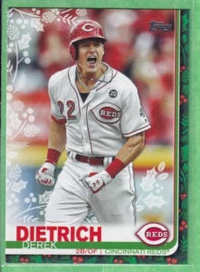 2019 Topps Holiday Walmart Mega Box #HW44 Derek Dietrich Cincinnati Reds - Picture 1 of 2