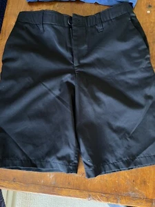 Under Armour Boys Match Play Golf Shorts Size 14 Uniform Black Shorts - Bild 1 von 3