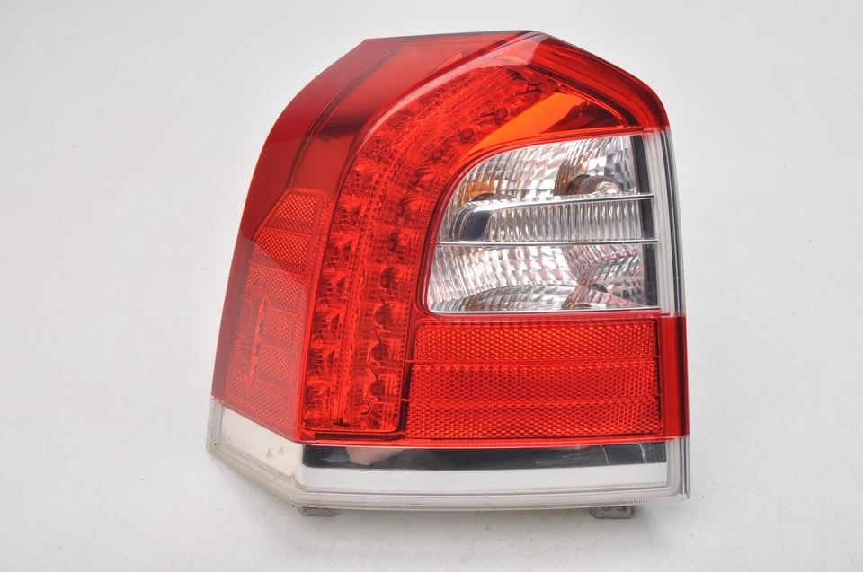 VOLVO V70 III Lift LED Luz Trasera Izquierda - Imagen 1 de 4