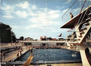 BR1470 France Chatellerault la piscine - Picture 1 of 2