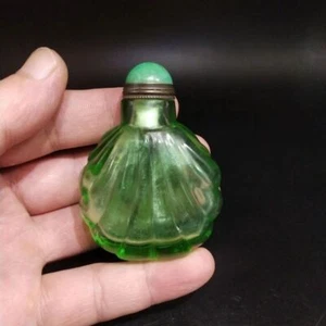Antigua botella de tabaco prismático de vidrio verde transparente china - Imagen 1 de 8