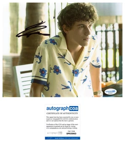 Sam Nivola 'The White Lotus' signiertes 8x10 Foto 'Lochlan Ratliff' ACOA - Bild 1 von 1