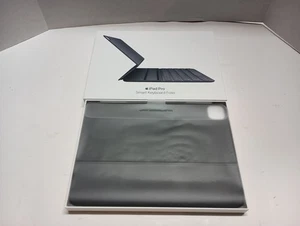 Apple Smart Keyboard Folio 11" iPad Pro MU8G2LL/A US Englisch - Original - Bild 1 von 4