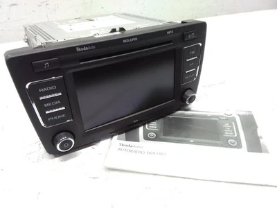 Skoda Octavia 2 1Z original Autoradio Bolero mit Bedienungsanleitung Bj.2010 - Bild 1 von 4