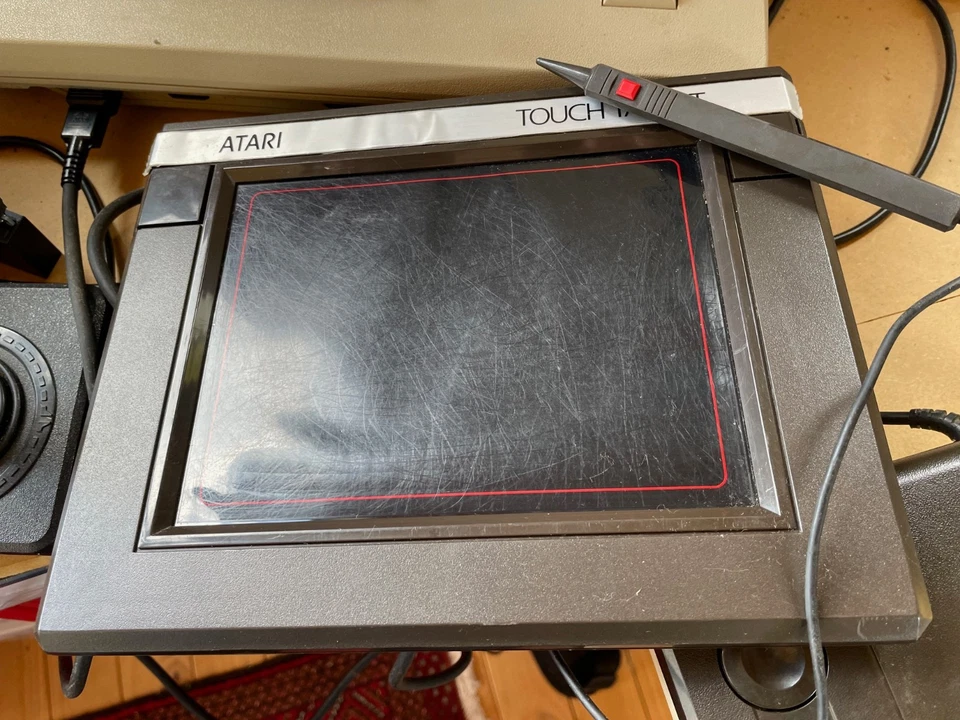 ATARI TOUCH TABLET CX77 400/800/1200XL/815/65XE/800XL/600XL/130XE/XEGS working - image 1 of 4