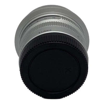 Объектив с одной фокусировкой Panasonic H-X015 0,2 м/0,66 фута-∞ HN4FA006526 - Изображение 1 из 4