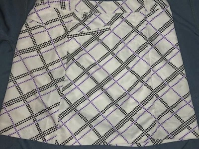 Falda corta Izod Perform X para mujer talla 6 blanca bolsillos geométricos cremallera elástica Foto 1 de 4