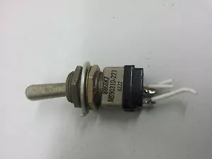 AIRCRAFT TOGGLE SWITCH   8868K7 MS90310-221   5A 28VDC - Bild 1 von 4